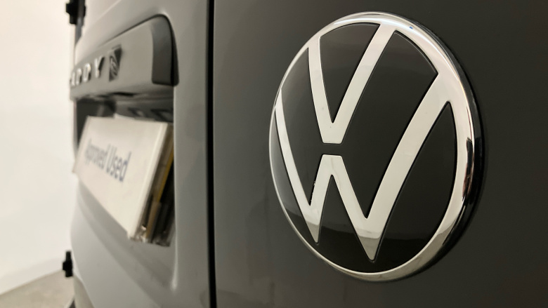 Volkswagen Caddy Cargo C20 Diesel 2.0 TDI 122PS Commerce Pro Van DSG